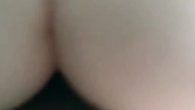Amateur-Kuken zeichnet ihr Geschlecht im Hotel auf
