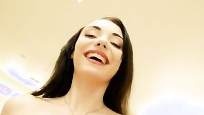 Gets Some Afternoon Dick Before Her Night Shoot