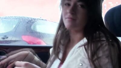 Girl cock-teases her boyfriend in the car and gets fucked