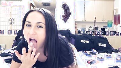 Juicy brunette Nina Dove is masturbating on live webcam show