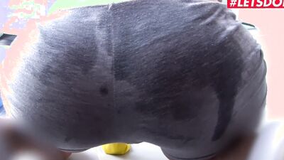Juicy babe teases with her oiled-up bubble butt and fucks