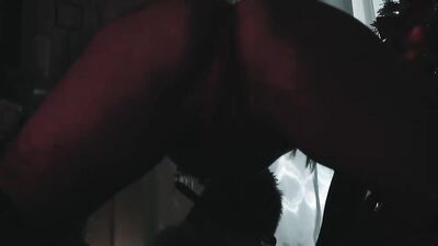 Tattooed babe Crystal Taylor is being shagged by a kinky Santa