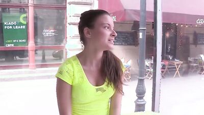 Foxy amateur girl Anita Bellini is fucked at the porn casting