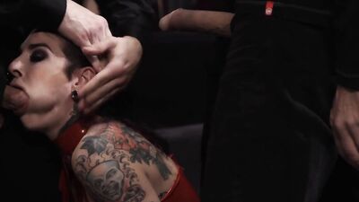 Joanna Angel is ready to receive those four dongs at the same time