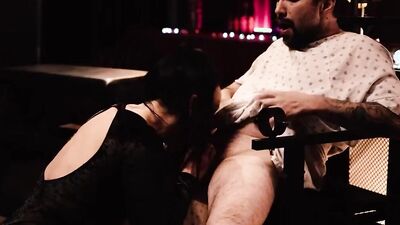 Tommy Pistol is hitting Jennifer White's cunt in the right spot