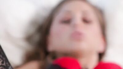 Riley Reid and Kris Slater are having a romantic sex