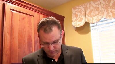 Lizz Tyler gets her pussy eaten and bonked by an older gentleman