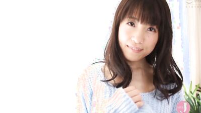 Asami Nagase is a voluptuous brunette lady who masturbates her puss