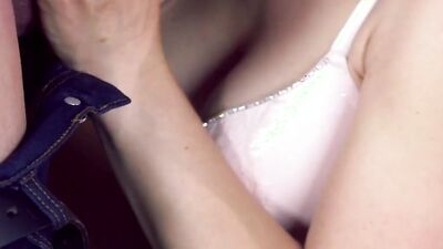 Bibi Fox & Steve Q are fucking in the bedroom