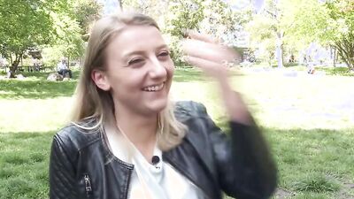 Amateur chick is fingering her twat in front of the camera