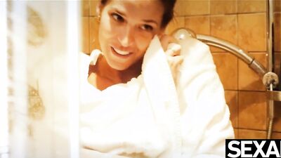 Gorgeous model is riding a lucky fella's dong in this video