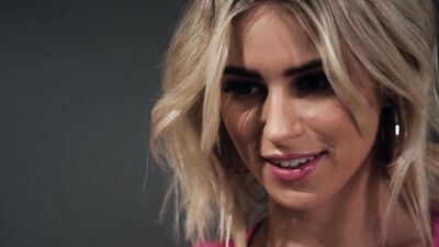 Kiara Cole is riding a lucky fellow's dong in the office