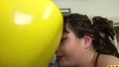 Lovely babe ia getting her puss nailed in this hot footage