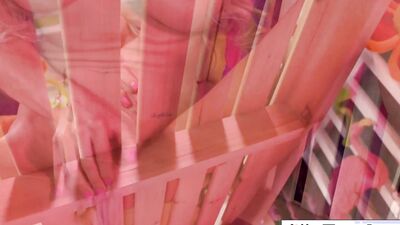 Gorgeous blonde babe Alix Lynx plays with her cunt in this solo scene
