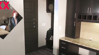 Devyn Lux & Jovan Jordan are shagging in the motel room