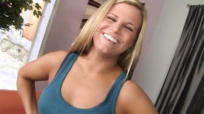 Jessica Marie gets her juicy cunt nailes with a cock