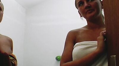 Two amateur German babes are rubbing each other's wet cunt