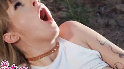 Angel Youngs & Tommy King enjoy in hot outdoor lesbian scene