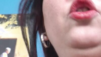Two European matures are sharing lucky teen's willy in 3some