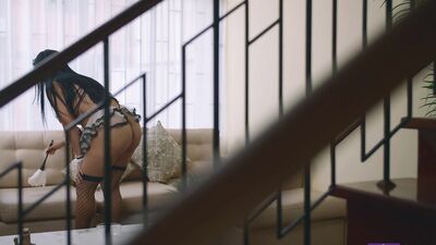 Seduciendo a sirvienta latina de tetas grandes (FINAL ÉPICO) ​