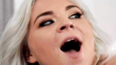 Rharri Rhound & Skylar Vox are playing with each other's cunt