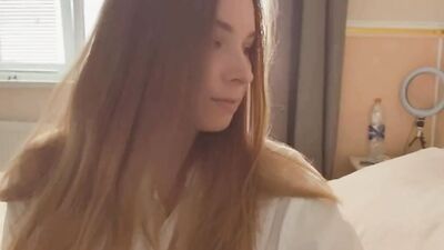 Beautiful girl's pussy throbs and cums