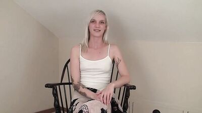Yanks Blondie Ari Interview And Masturbates
