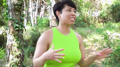 Big bottommed mommy Korin wants to be in our OUTDOOR DATES!