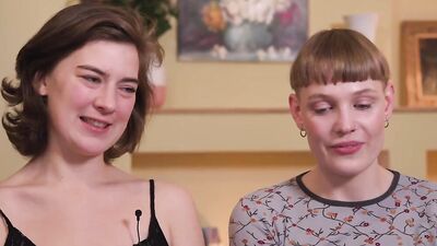 Ersties - Heißer Strap-On Sex mit Emma und Amanita