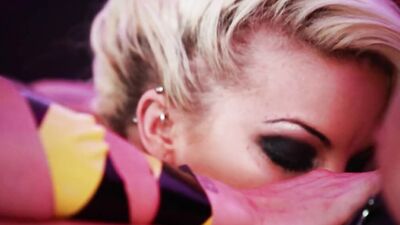 BABES LICK EACH OTHERS PUSSIES BEFORE RIDING A LONG COK