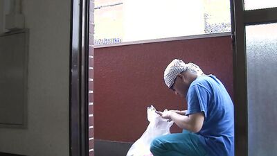 BABE MASTURBATES BEFORE RIDING COCK TO A CUMSHOT