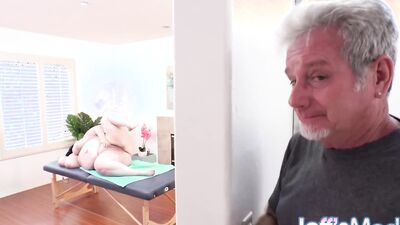 Fat Goddess Eliza Allure Blows The Masseur While He Toys Her Pussy