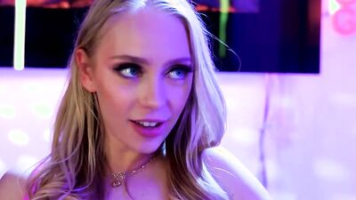 Reluctant Bianca Bangs Seduced By Lesbian Braylin Bailey