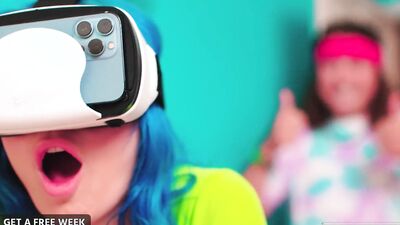 Wicked - JEWELZ BLU TRIES VR & Gets Fucked Doggystyle FOR REAL