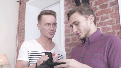 Boyfriend records teenage girlfriend getting fucked by alpha
