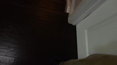 Horny stepdaughter wants her stepad to put her in bed