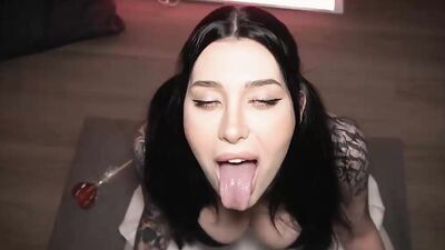 GORGEOUS GIRL ASKING FOR a CUMSHOT