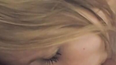 Good looking amateur babe fingers herself before giving head