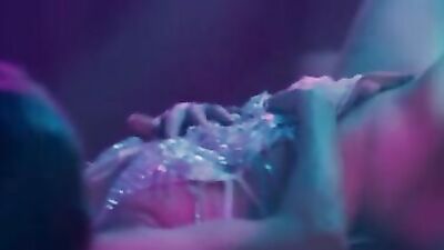 Jennifer Lopez Stripper Crotch and Ass Shot