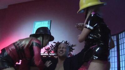 Two Blonde Sluts Carly Parker And Cassie Young Fucking A Dude Until they Make Him Cum On Himself!