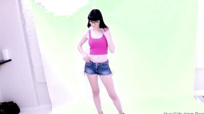 Girl with egyptian beauty gets her pussy all creamy