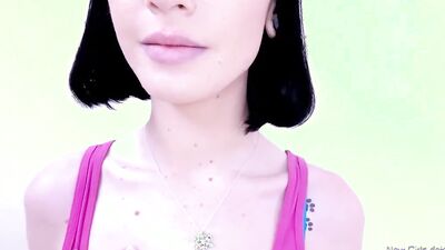 Girl with egyptian beauty gets her pussy all creamy