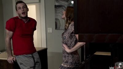 I Finally Fucked My Stepsister On The Kitchen Table