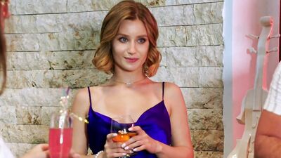 VIXEN Petite Lily is obsessed with seducing married men