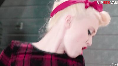 Beautiful Blondie Misha Cross Passionately Banged By Boyfriend - VIP SEX VAULT