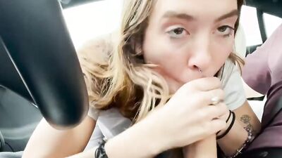 Sexy Petite Blonde Amateur Fucks in Tesla Autopilot
