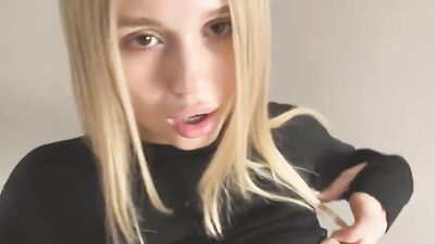 The Fit Girl Jumps well on the Penis after a Hard Workout