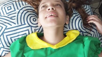 A hot Chilindrina sucks my cock really well, I fuck her pussy until I leave my cum in her ass