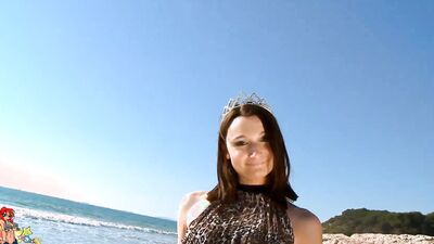 Skinny french babe Melyne Leona being fucked at the beach!