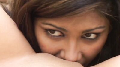 Cutie Kinzie Gets Seduced By Hot and Horny Jaz